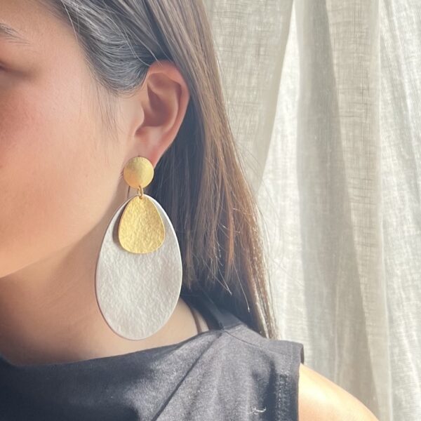 Earrings big oval silver/gold - ROSANNA DE LA RIVA - Image 2