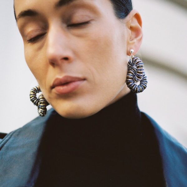 Diamond tire earrings black - PEARL OCTOPUSS.Y - Image 3