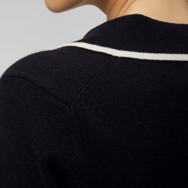 Wool cashmere v-neck polo black - ALLUDE - Image 5
