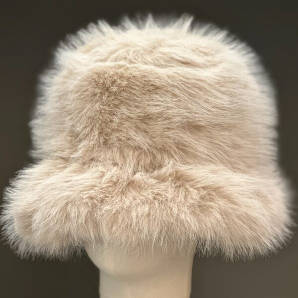 Faux fur bucket hat beige - IRMAS HUS