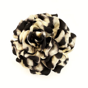 Flower Brooch 16 cm Leo print black - IRMAS HUS