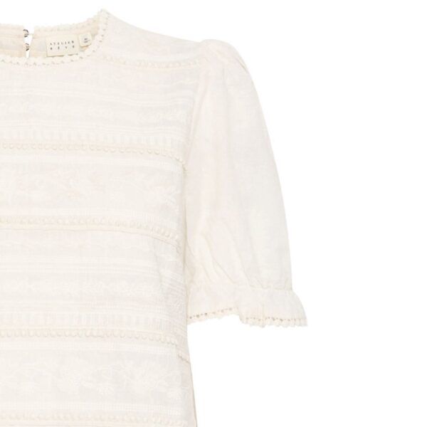 IRGINA SS Blouse Eggshell - ATELIER RÊVE - Image 3