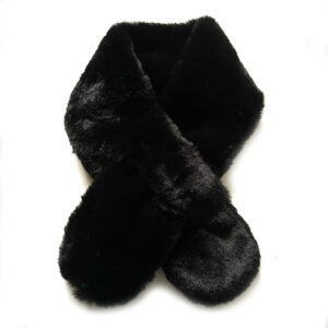 Faux fur scarf black - IRMAS HUS