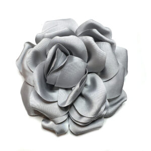 Flower Brooch 16 cm Light Grey - IRMAS HUS